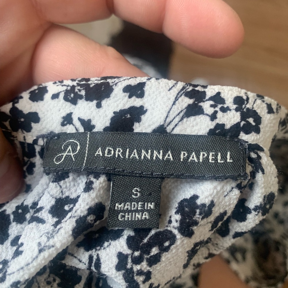 Adrianna Papell Blue and White Floral Blouse - Picture 3 of 4